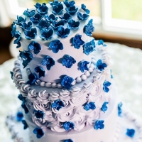 wedding cake with vivid blue decor