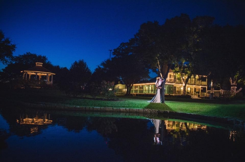 amazing night picture full of lights of a january wedding at House  Estate