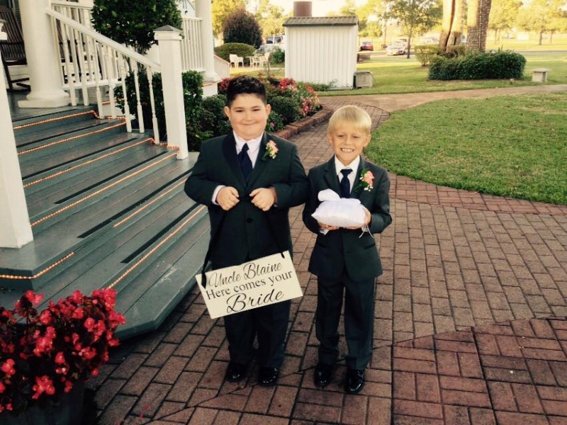 check out these cute ring bearers