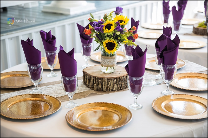 rustic centerpieces with vibrant flowers