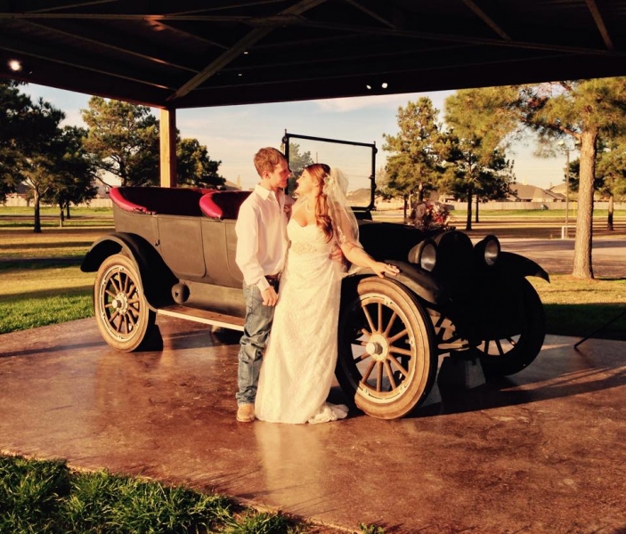 antique car and photo ops at House Estate