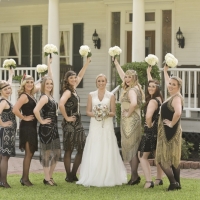 Great Gatsby wedding party with bride