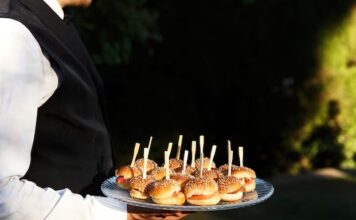 How to Choose the Best Wedding Caterer in Houston