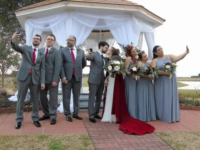 How the Use of Social Media has Incredibly Changed Weddings Altogether