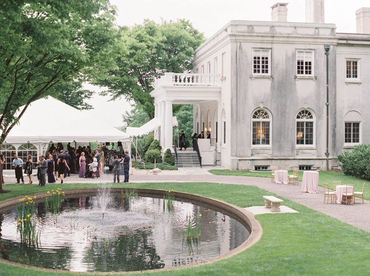 Looking for an Inclusive Wedding Venue in Cypress, Texas That Fits Every Style and Budget?