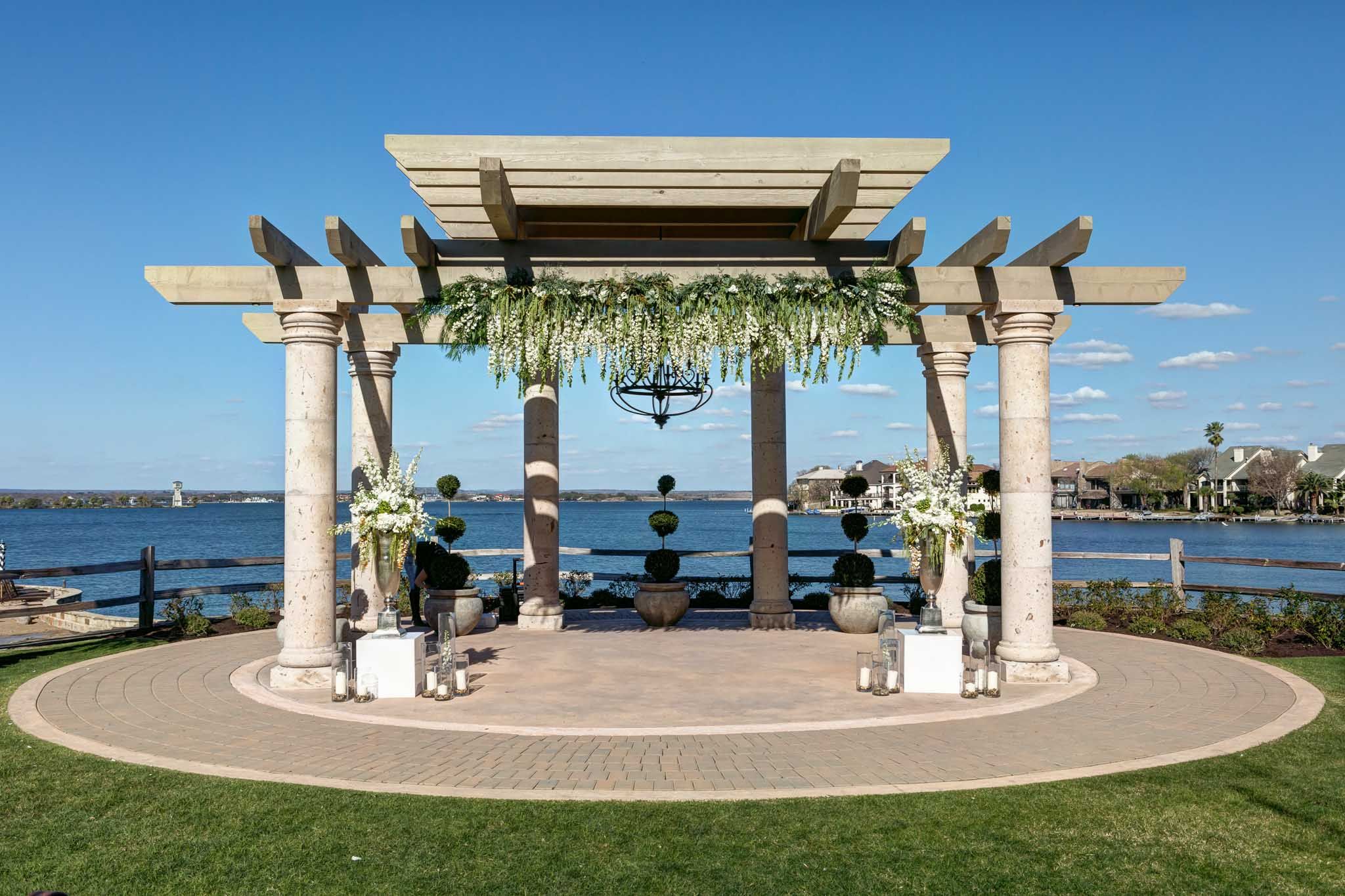 Beautiful Wedding Reception in Cypress for Your Special Day